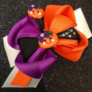 Hair bows